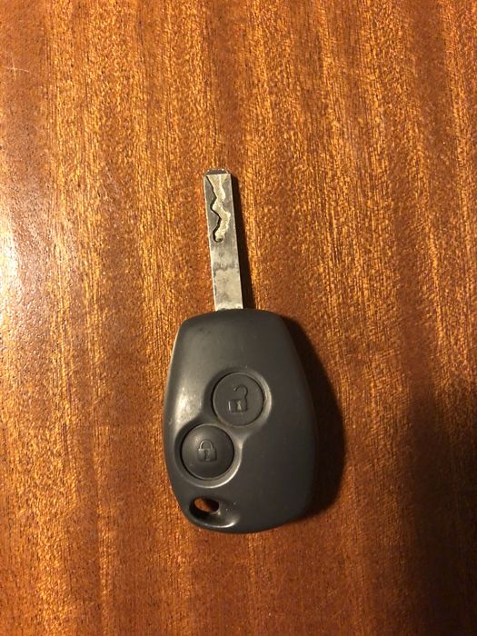Chave auto Renault com circuito