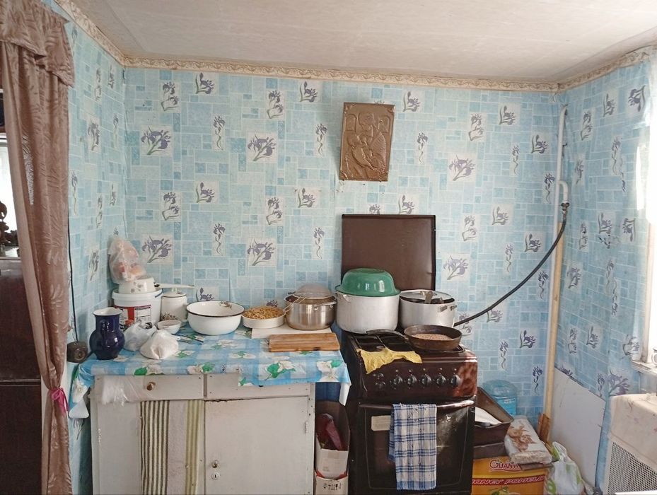 Продаю  будинок в інгульському районі .