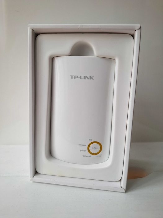 TP-Link Uniwersalny wzmacniacz Wi-Fi TL-Wa750RE