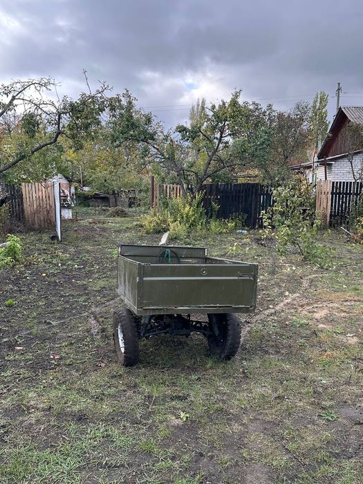 Муравей з двигуном от мотоблока