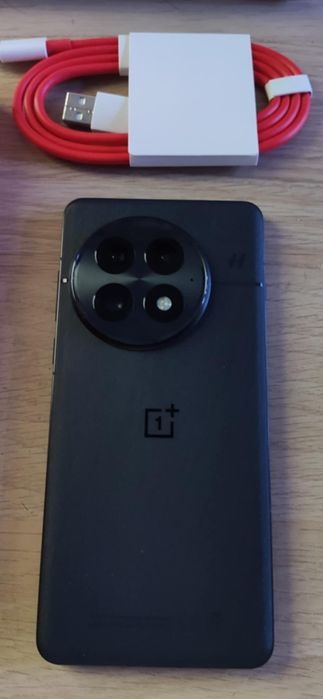 Oneplus 13 jak nowy