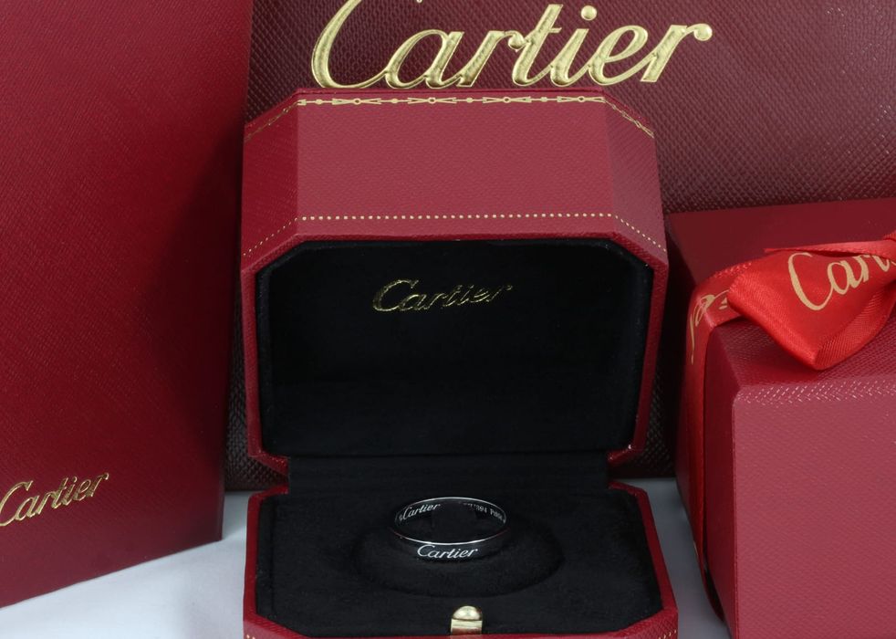 Кольцо из платины пробы Pt950 в стиле Cartier