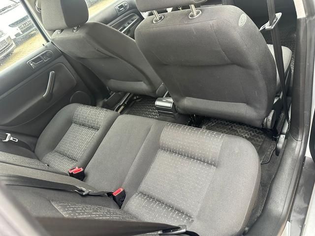 Volkswagen Golf 4 2004