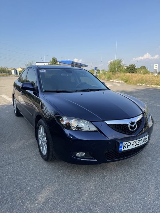 Продам Mazda 3 автомат