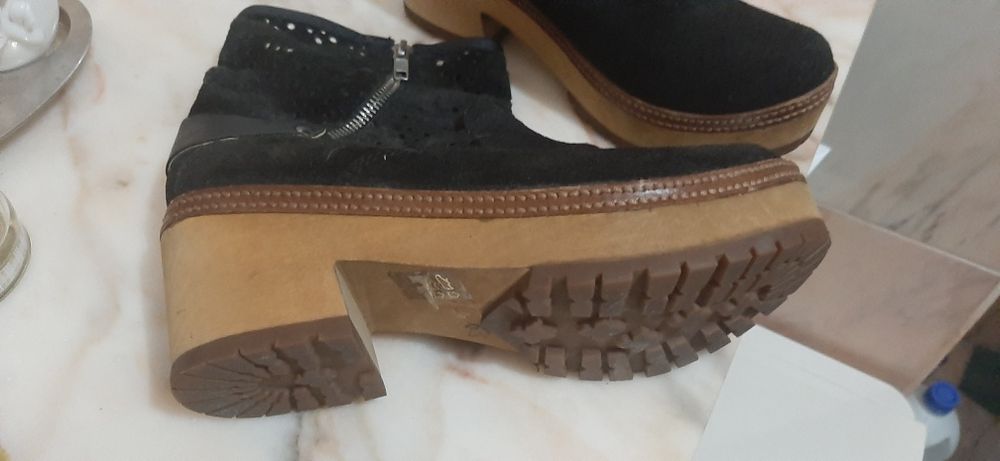 Bota preta em camurça64730169006850123