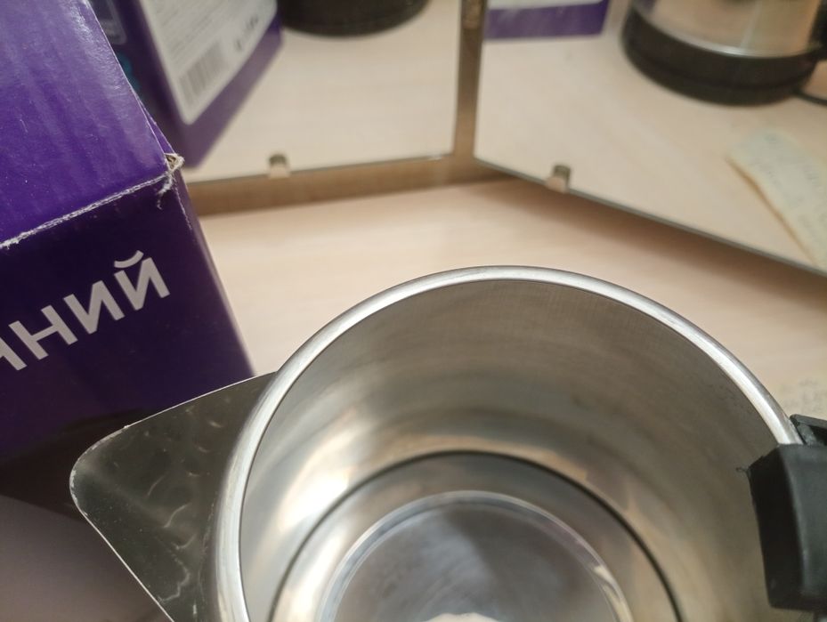 Електрочайник Вірен