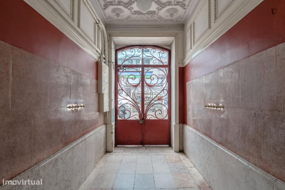 Quarto - localizado em Avenida da Liberdade Lisbon