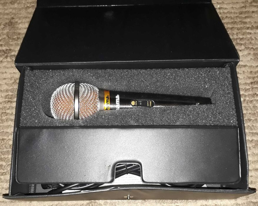 Микрофон Hama для караоке/вокала.
