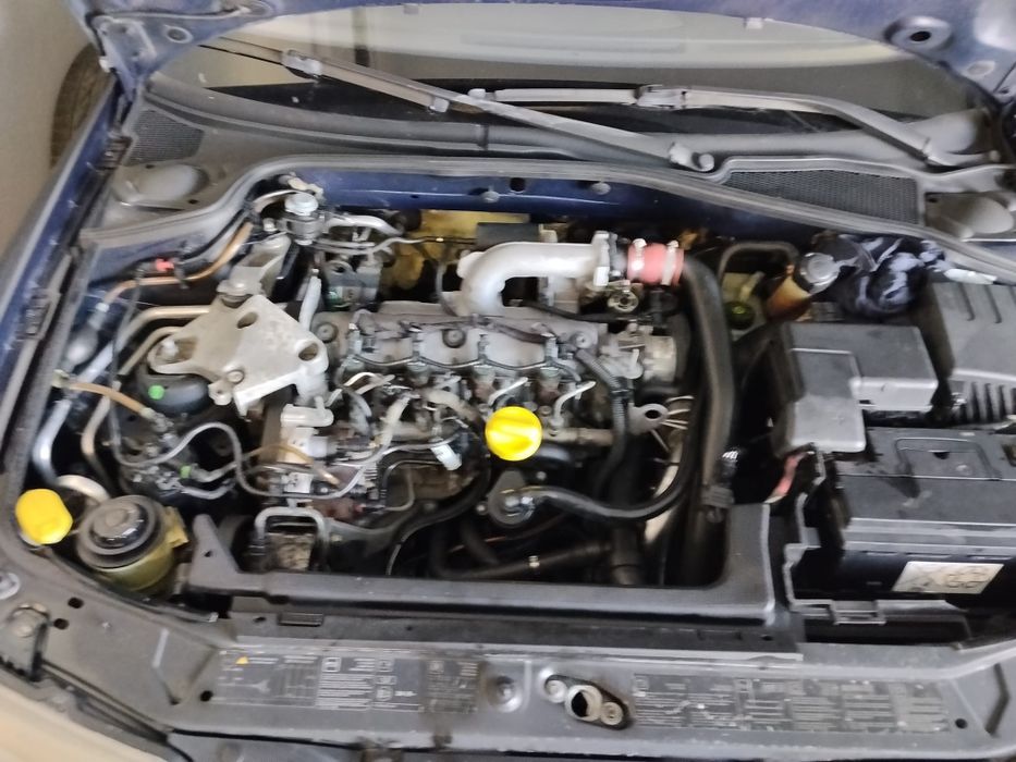 Renault laguna ler anuncio