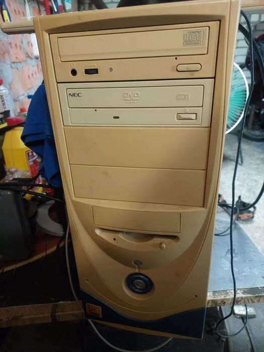 Комп'ютер старий