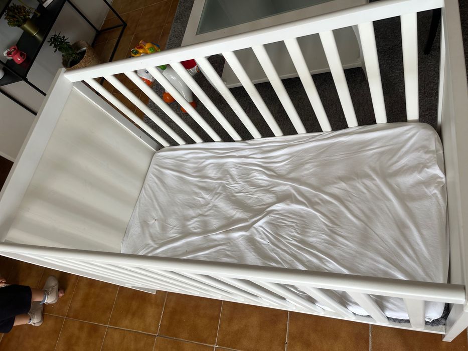 Berço com colchão