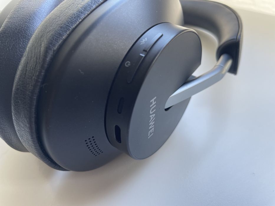 Huawei freebuds studio