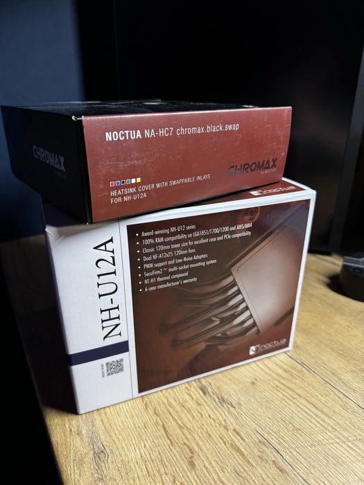 Chłodzenie Noctua NH-U12A + panel NA-HC7