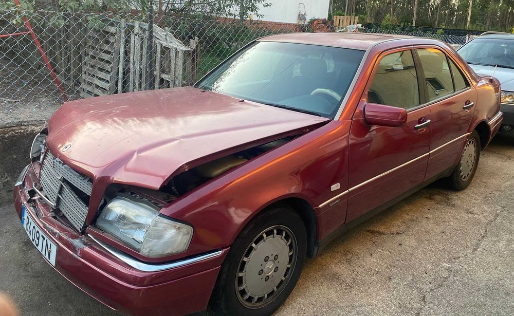 Mercedes C220 D completo/para peças