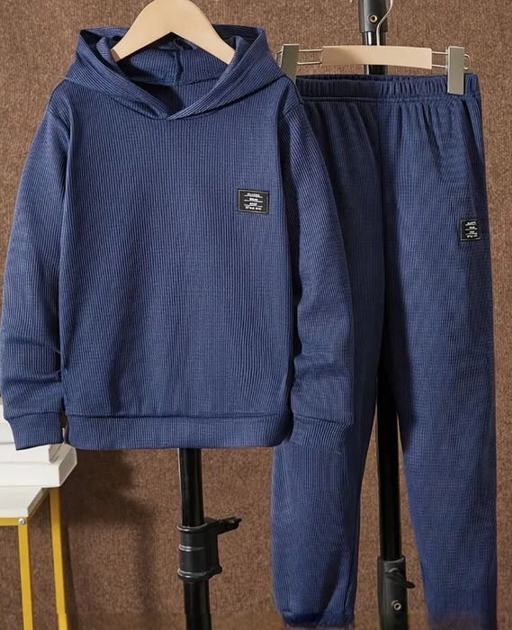 Komplet dla chłopca r. 134