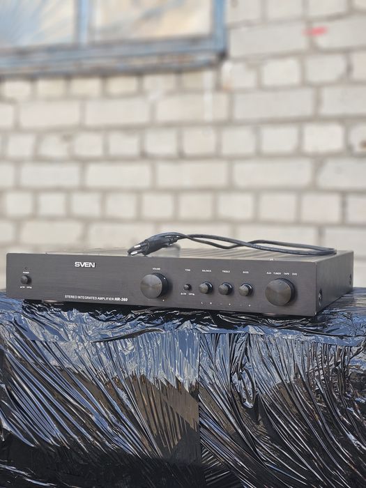 Інтегральний підсилювач SVEN HR-260 / усилитель SVEN HR 260