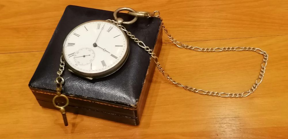 Relógio bolso cilindro em prata huit trous en rubis