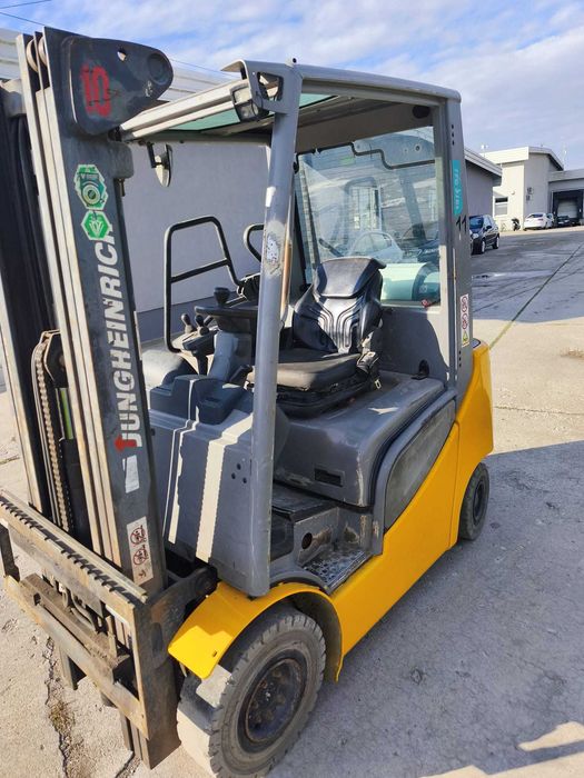 wózek widłowy JUNGHEINRICH TFG316S Rok produkcji:2017