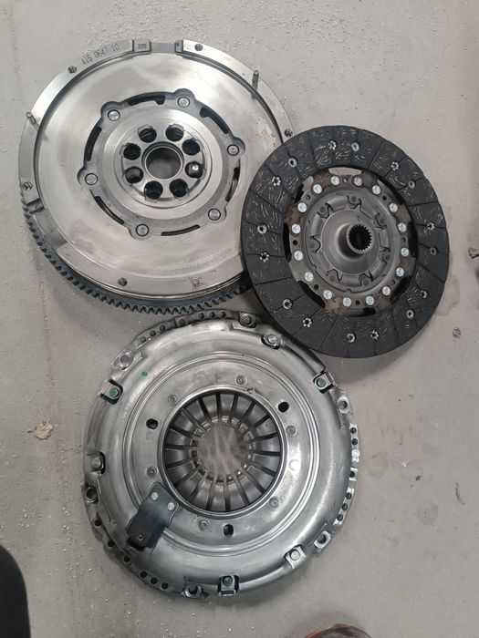 Bimassa + disco embreagem - Ford Mondeo 1.8 TDCI 125cv