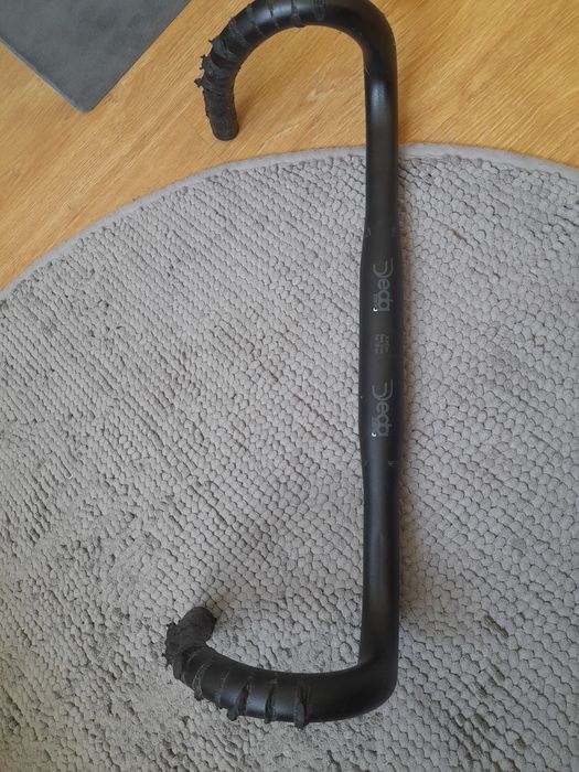 Guiador de ciclismo praticamente novo , 300grs Deda Zero