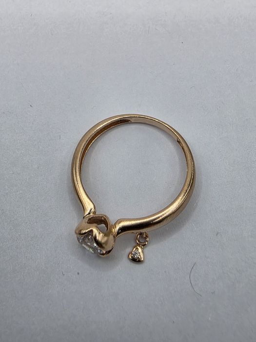 Золота каблучка 585