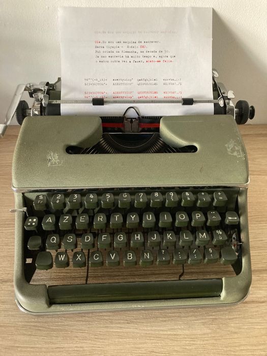 Máquina de escrever   ***  Olympia SM2