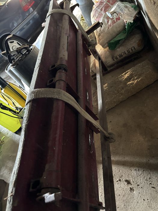 Banco para apoio porcos