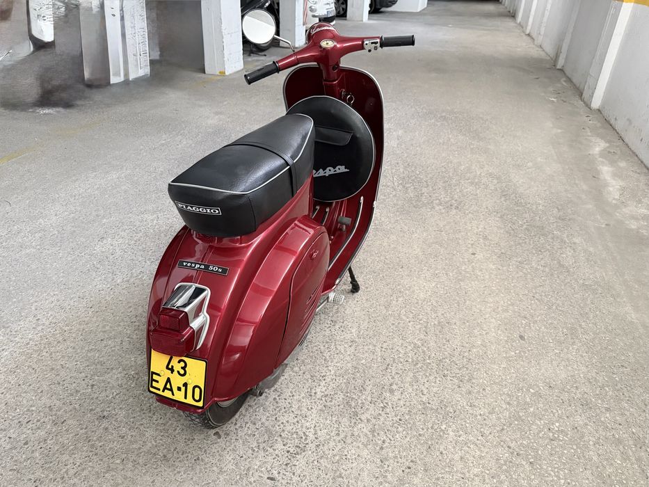 Vespa 50S de 1967 (simbolo quadrado)