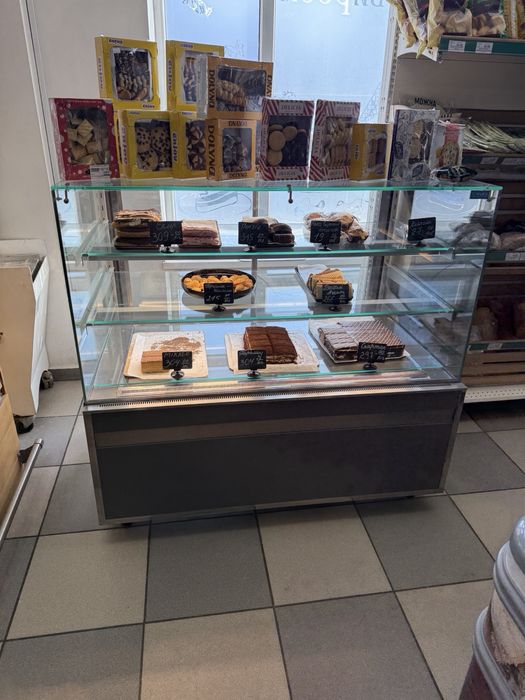 Кондитерська вітрина Igloo