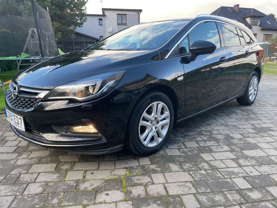 Opel Astra Pierwszy wlasciciel bezwypadkowy super stan super wyposazona