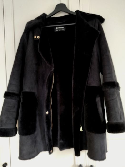 kurtka futerko Stradivarius S