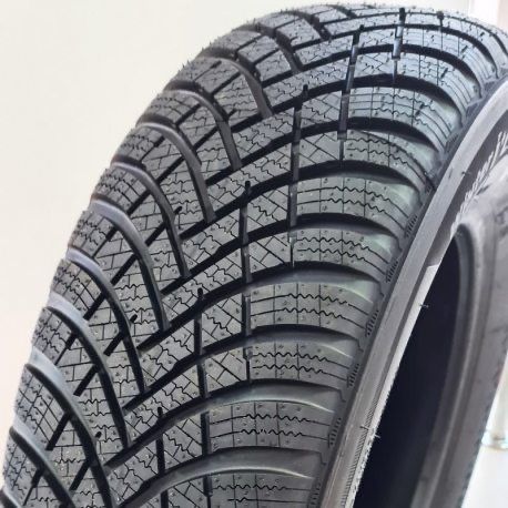 Hankook WiNter i*cept RS3 W462 (Hankook (вир-во Угорщина XL 215/50 R17 95V
