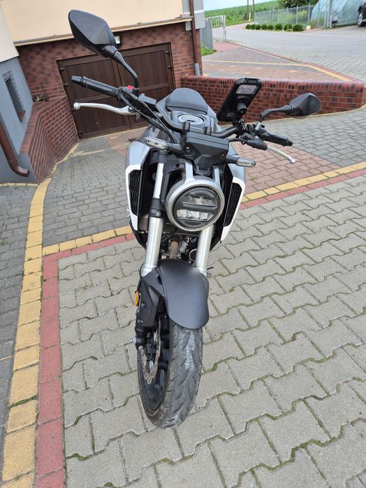 Sprzedam motocykl 125CB