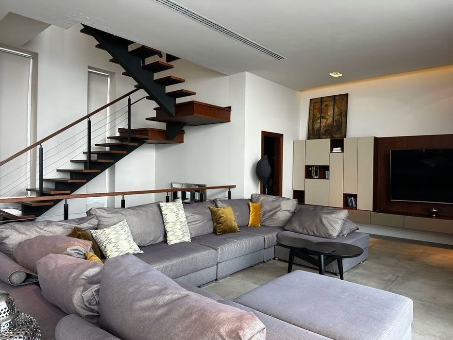 Аренда  премиального коттеджа  в Аркадии  с прямым  видом  на море