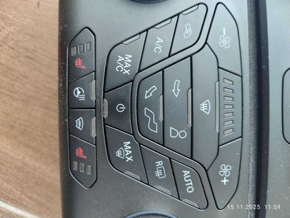 Система SYNC 1 з Ford Mondeo 5