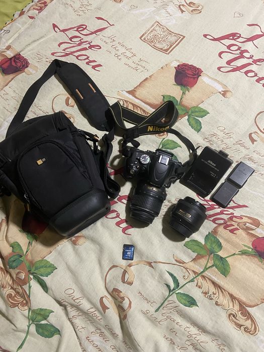 Дзеркальний фотоапарат Nikon D5100 Kit (18-55mm) + портретник 35mm f/1.8