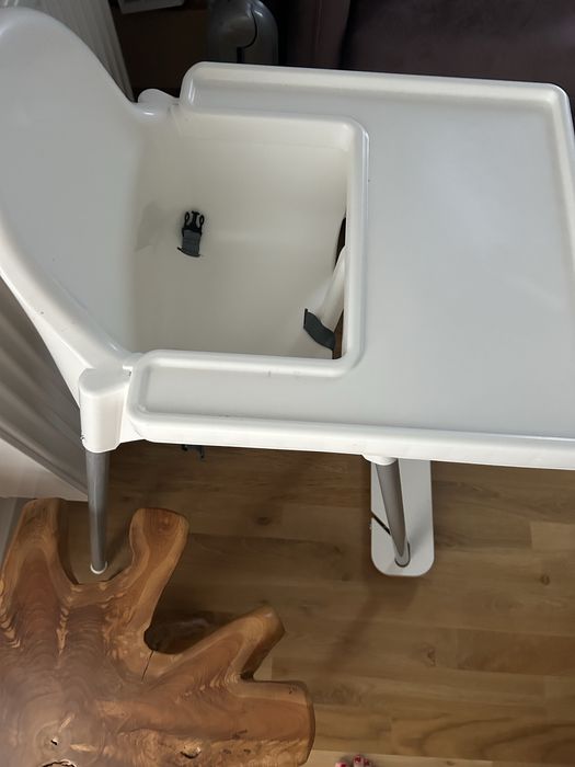 Ikea krzeselko do karemienia z podnózkiem