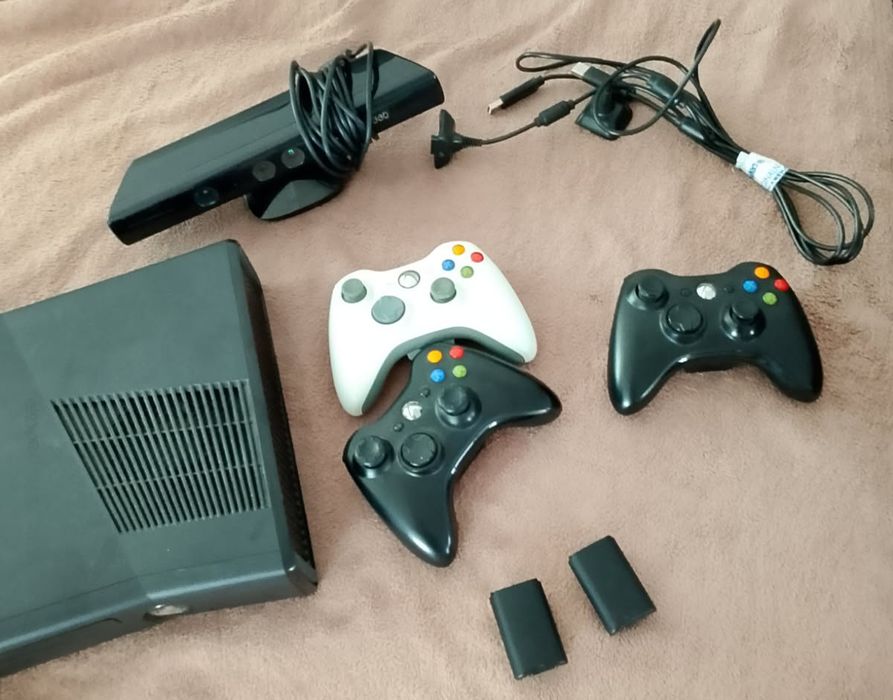 Konsola Xbox 360 pady  gry