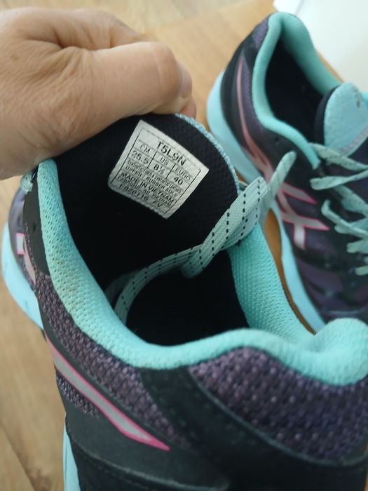 Buty asics kolce trekkingowe 40