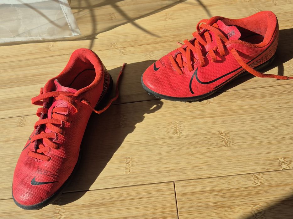 Piłkarskie  buty Nike