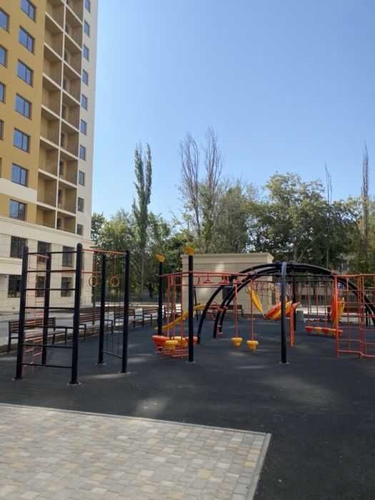 Продаж 2-кімн. с ремонтом на вул. Ярослава Мудрого Q