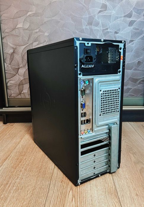 ПК Настільний Комп'ютер / Офісний / Для навчання / Asus / Fx-6300