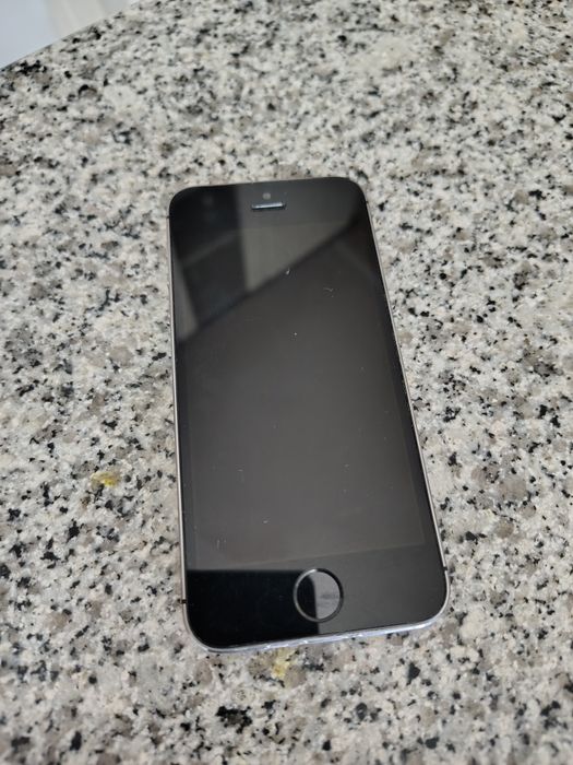 iPhone - 5 Used64284274670210120