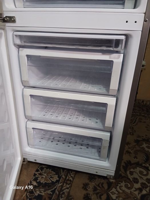 Продам срочно холодильник