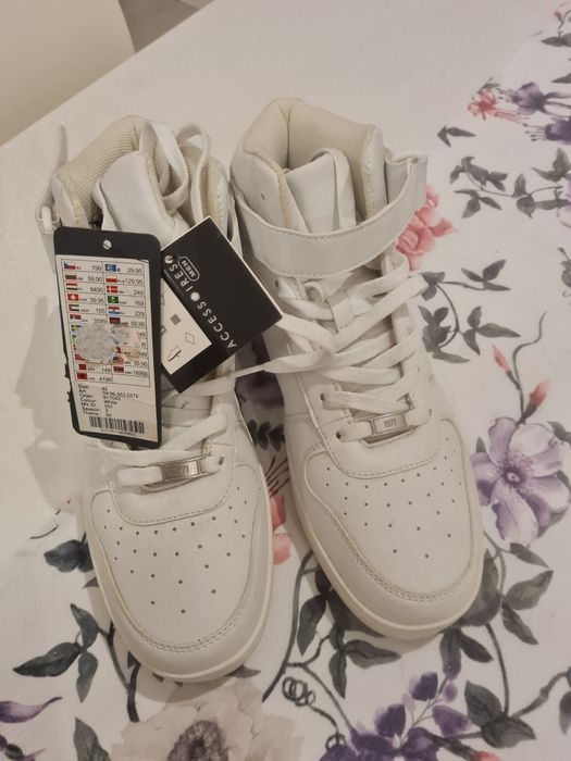 Buty 43  NEW YORKER nowe okazja
