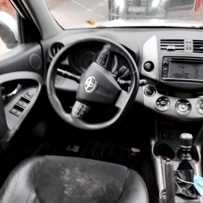 SprzedamToyotę RAV 4 2.2d 4D4