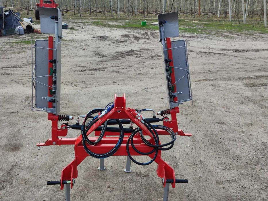 Belki herbicydowe sterowane hydraulicznie dwu stronnie