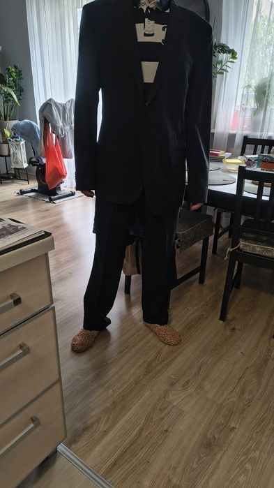 Garnitur męski czarny 100% wełna  Rozmiar 56 stan bdb