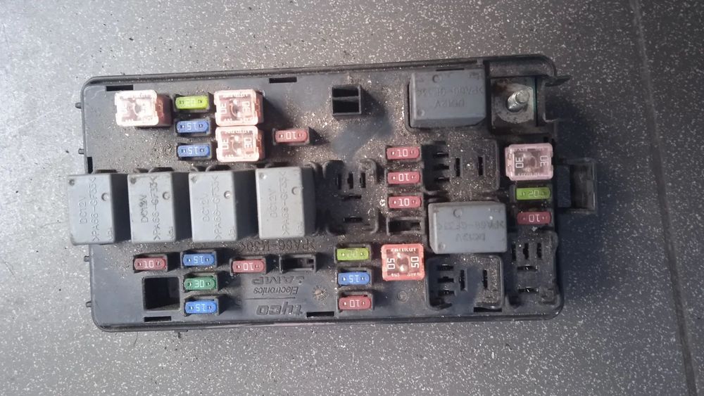Skrzynka bezpieczników Chevrolet Matiz II 96427973 AH