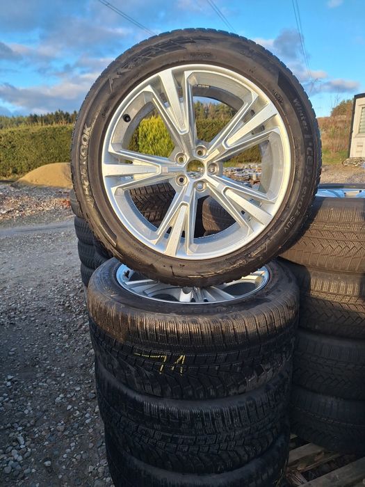 Koła zimowe Audi Q8 Sq8 285 45 r21